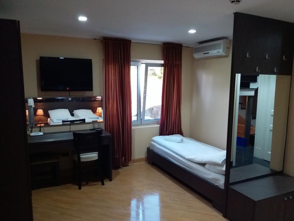 Hotel Vila Hayat Sarajewo Zewnętrze zdjęcie